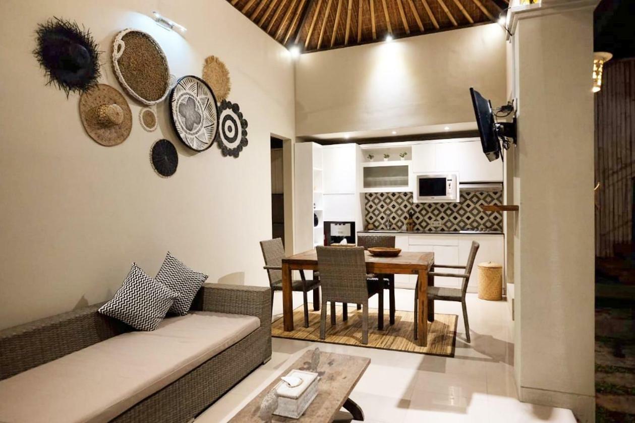 The Avani Villas Kuta Lombok Extérieur photo