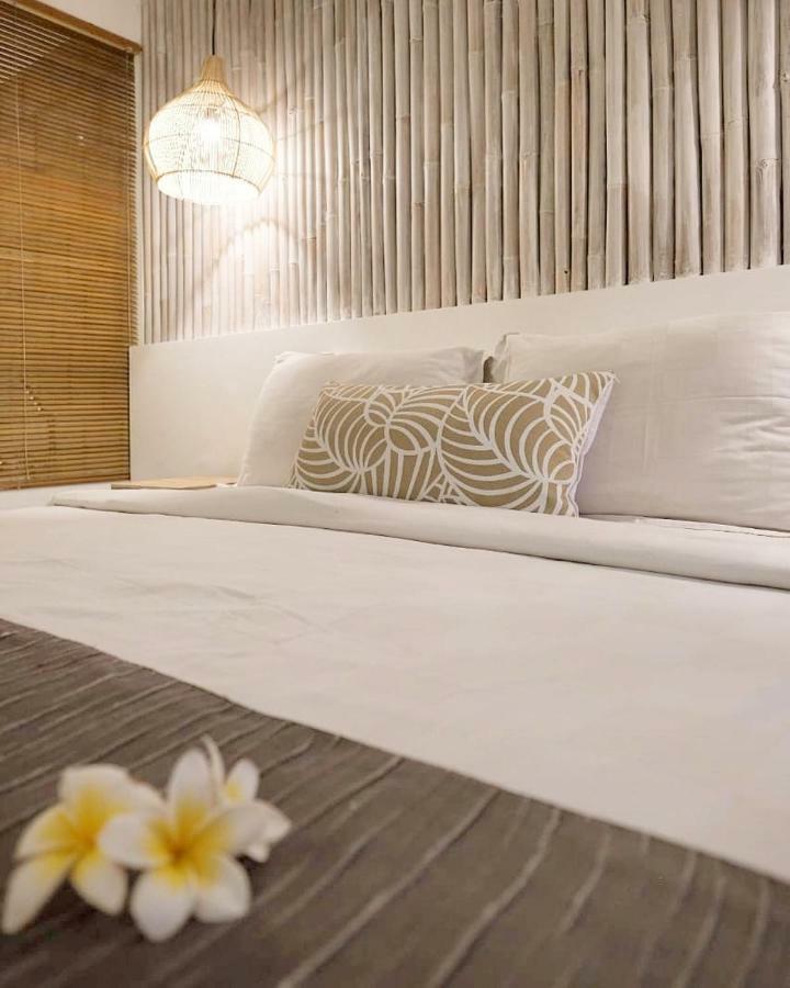 The Avani Villas Kuta Lombok Extérieur photo
