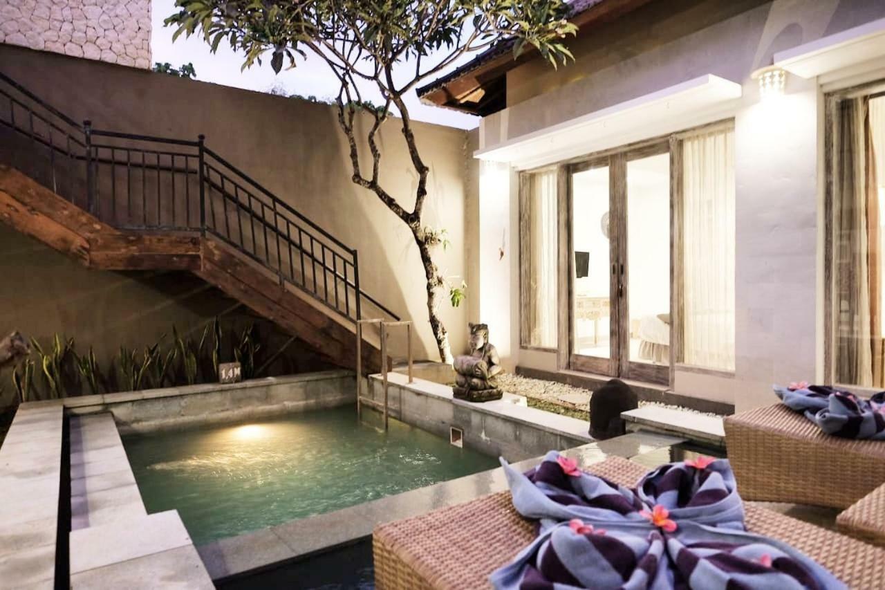 The Avani Villas Kuta Lombok Extérieur photo