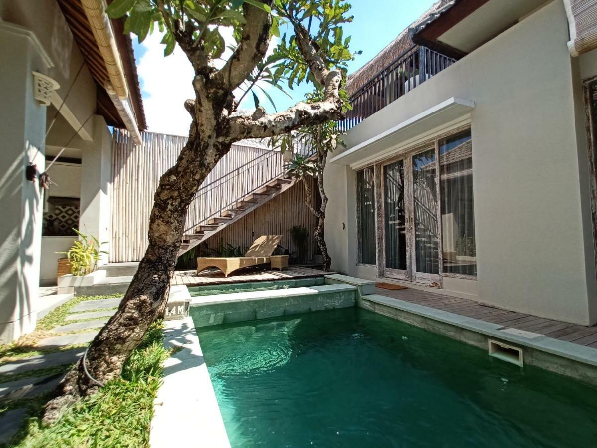The Avani Villas Kuta Lombok Extérieur photo
