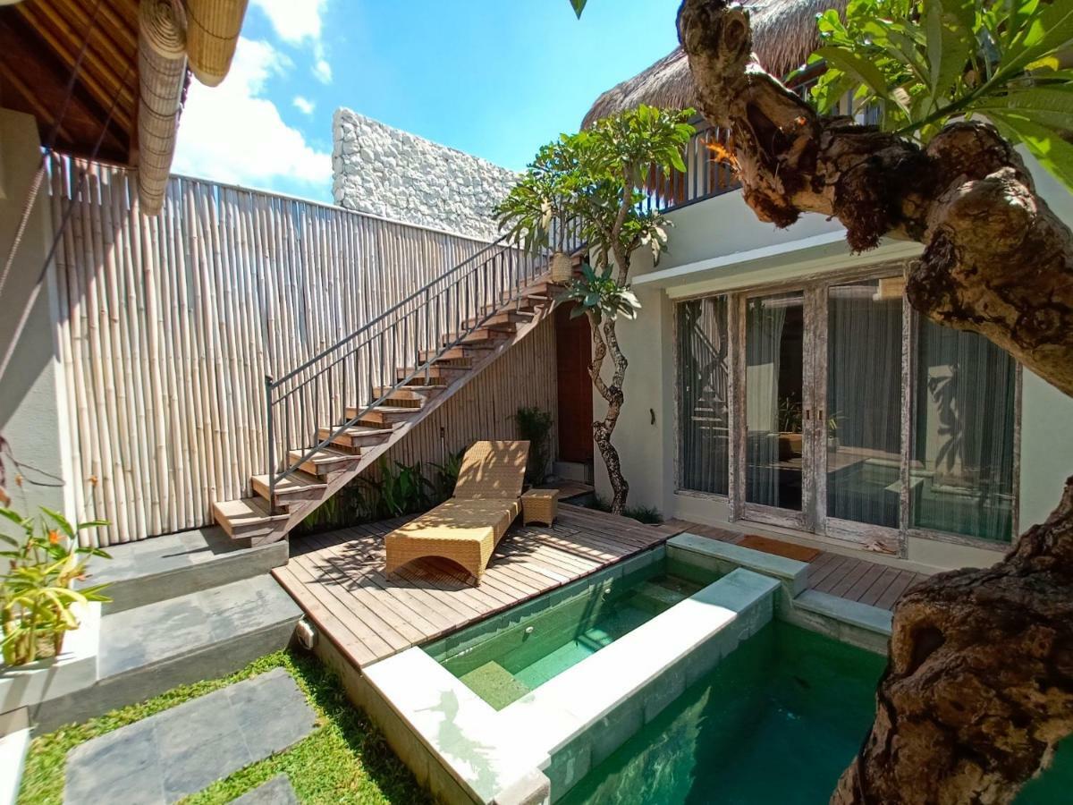 The Avani Villas Kuta Lombok Extérieur photo