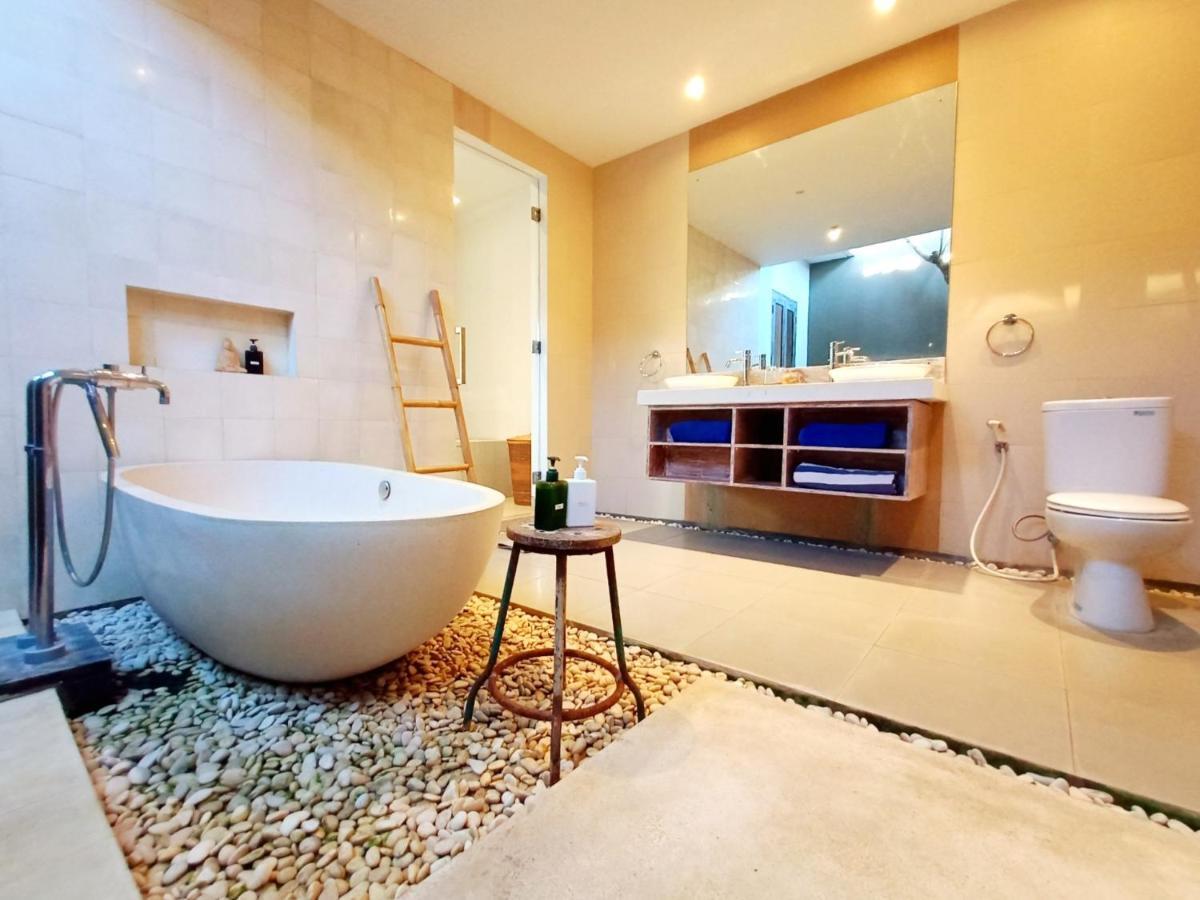 The Avani Villas Kuta Lombok Extérieur photo